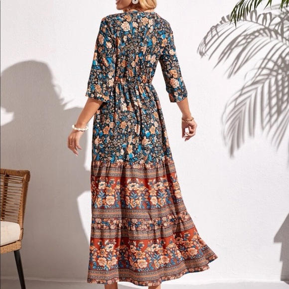 SOLD* NEW Kara & Kate Floral print V neck A-line dress - Picture 4 of 7